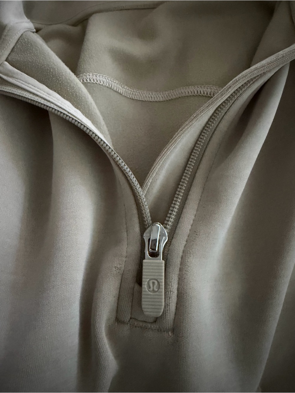 Lululemon Softstreme halfzip Pullover in Light Taupe - Picture 2 of 3